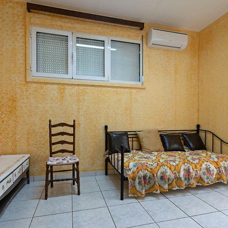 Garden Apartment Ретимно Екстериор снимка